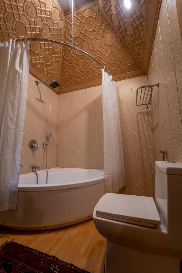 Khilona Luxury Heritage Houseboats Srinagar  Ngoại thất bức ảnh