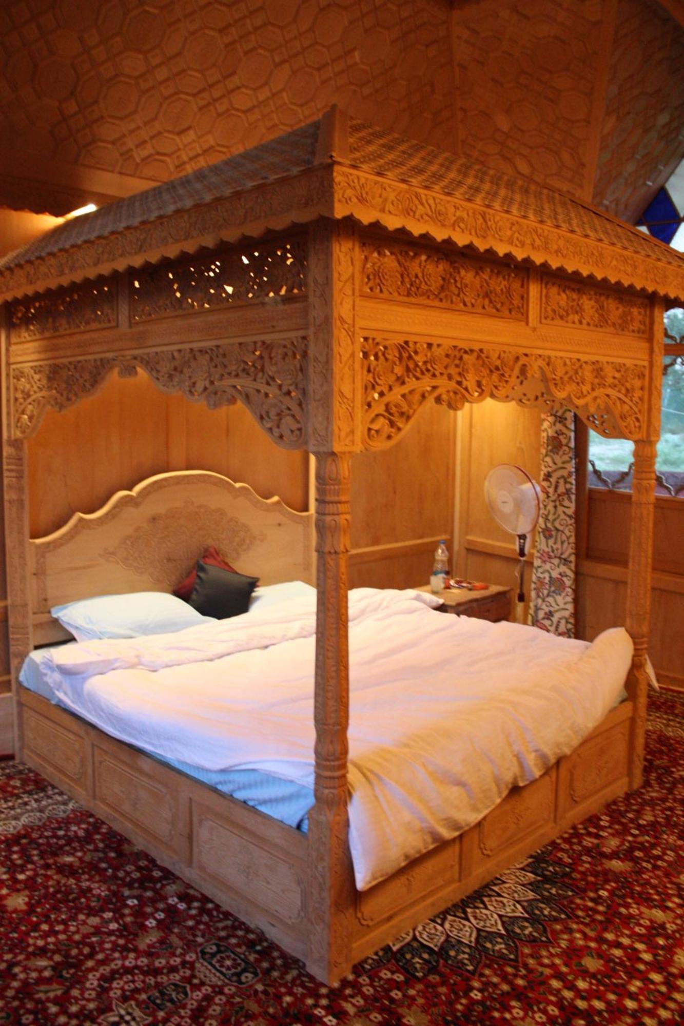 Khilona Luxury Heritage Houseboats Srinagar  Ngoại thất bức ảnh